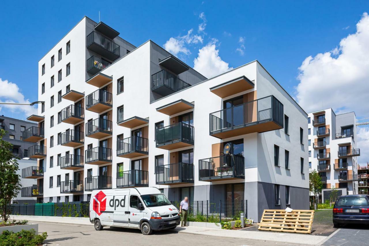 Fort Wola Apartments Warsaw By Noclegi Renters Esterno foto
